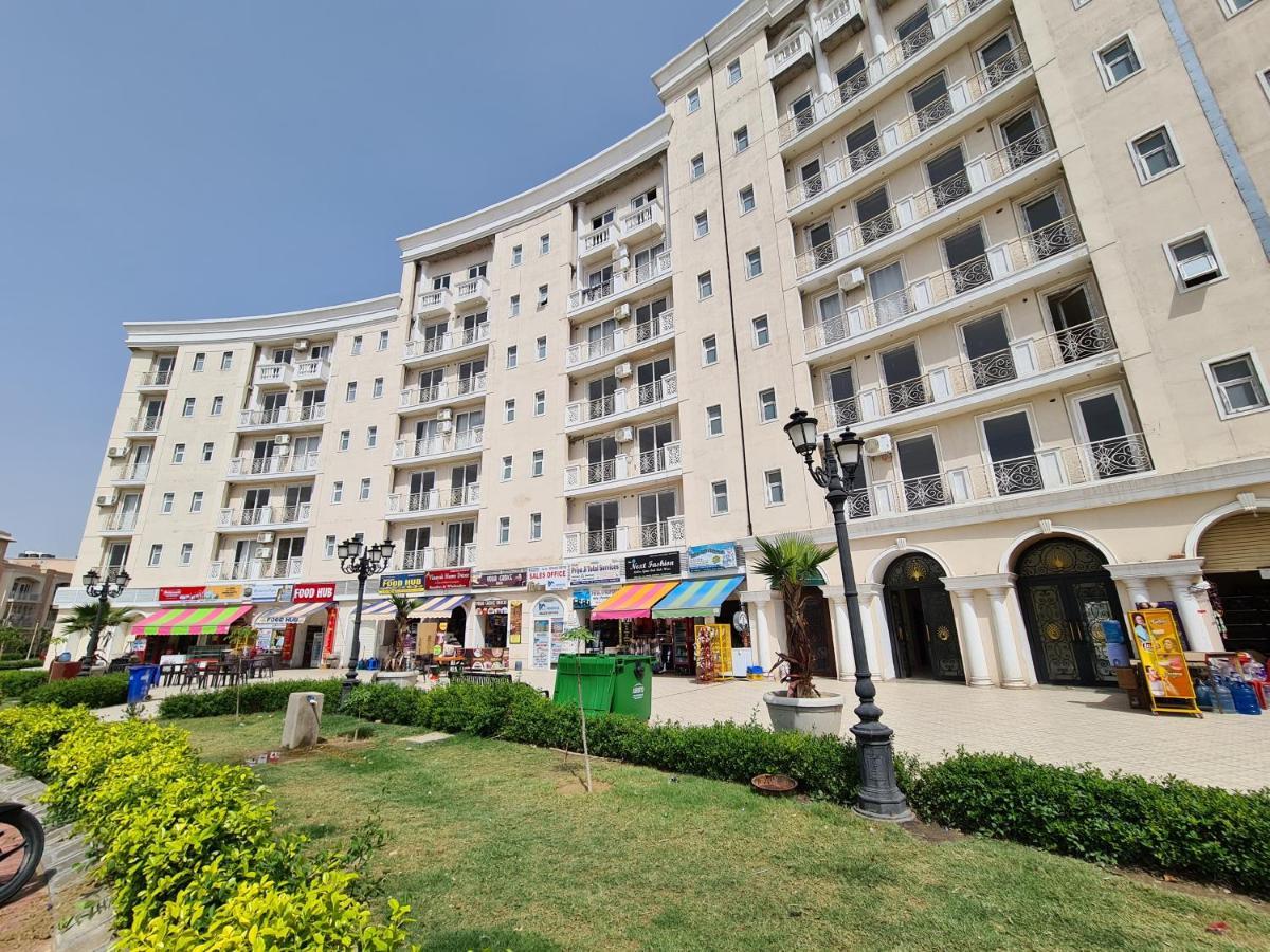 Lord Krishna Palace Hotel Vrindavan Exterior photo